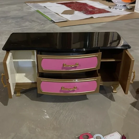 AMERICAN GIRL GRAND HOTEL combination dresser - Picture 7 of 8